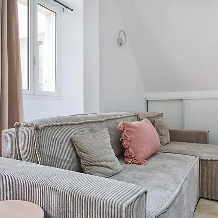 Montaigne George V By Prestige Apartment Paris